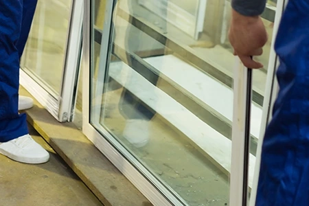 Commercial Glass Repair Technician in Opa-locka, FL